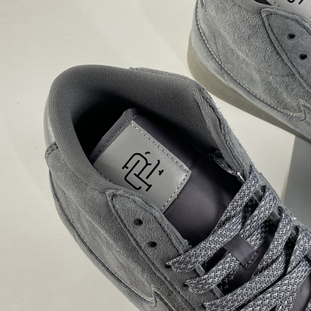 P180  Reigning Champ x NIKE Blazer Mid Retro 高帮板鞋 371761-900