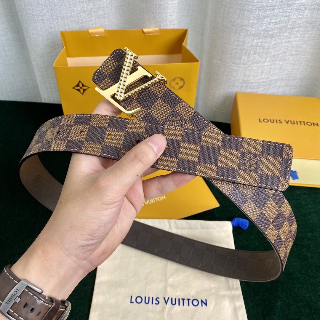 Louis Vuitton Belts Lattice Calfskin Cowhide