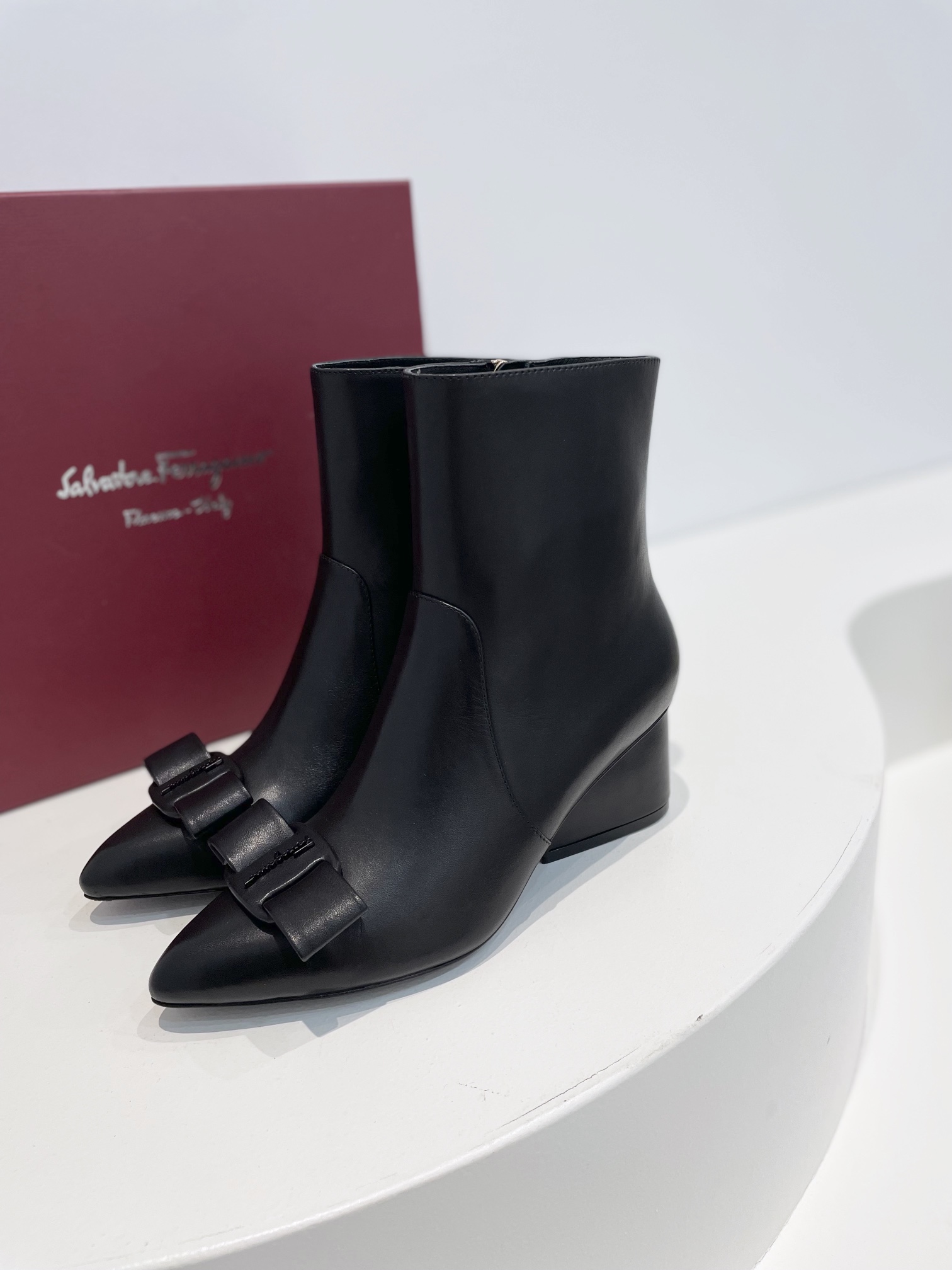 [Ferragamo Women