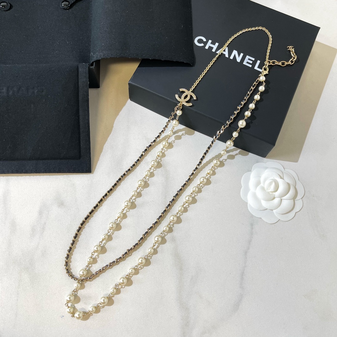 2021新款CHANEL香奈儿双c珍珠双层黑皮绳项链