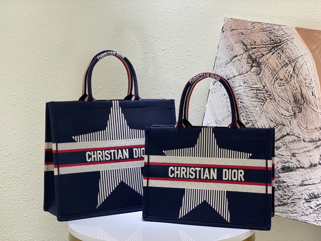 Dior Replica
 Tote Bags