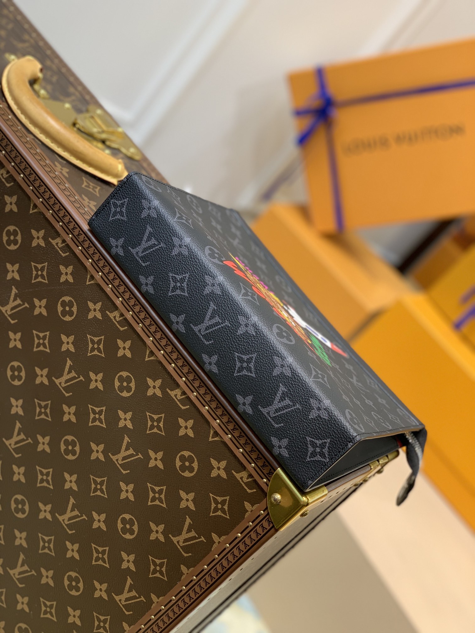 Louis Vuitton LV Pochette Voyage 手拿包 M80914