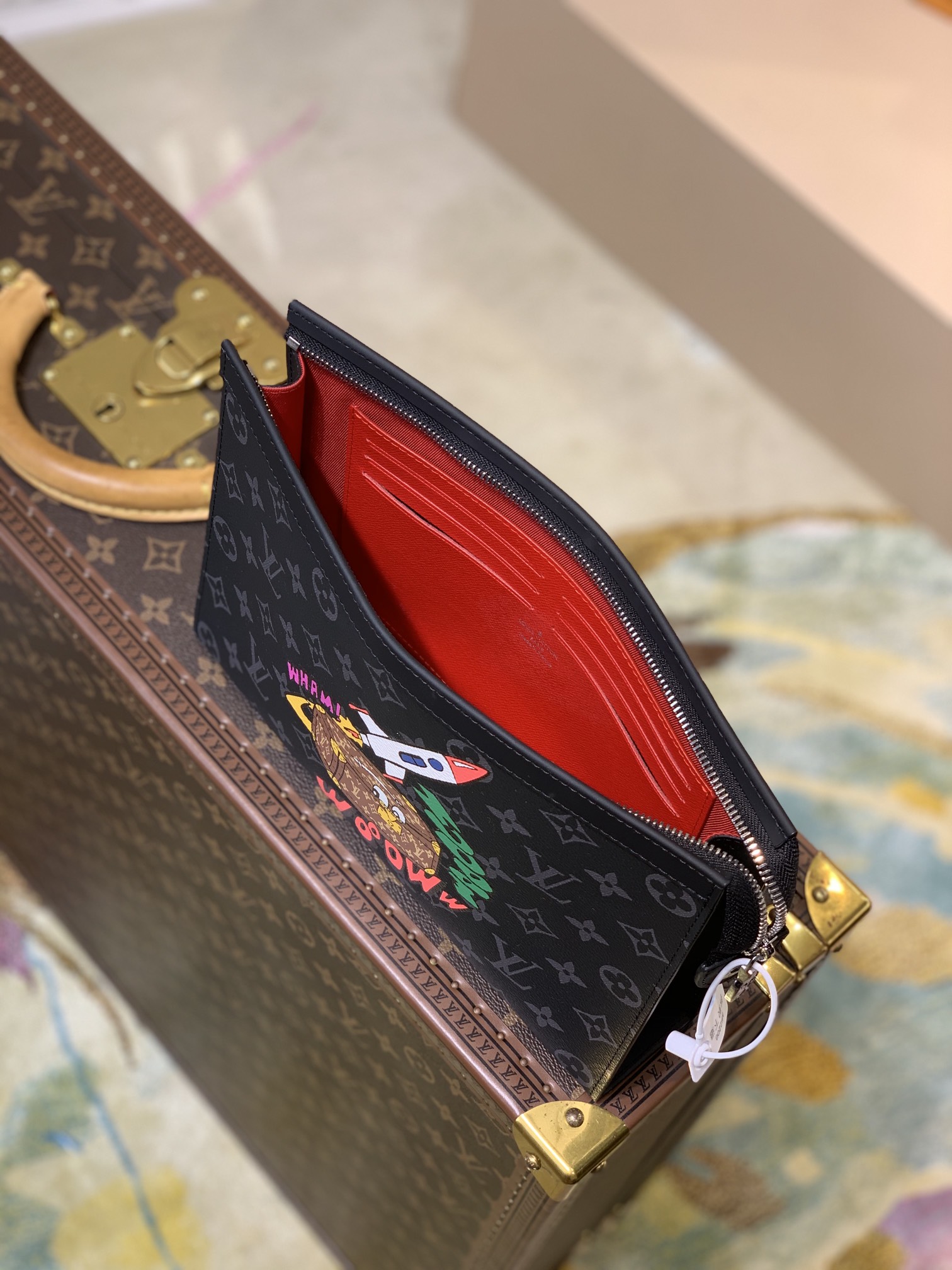 Louis Vuitton LV Pochette Voyage 手拿包 M80914