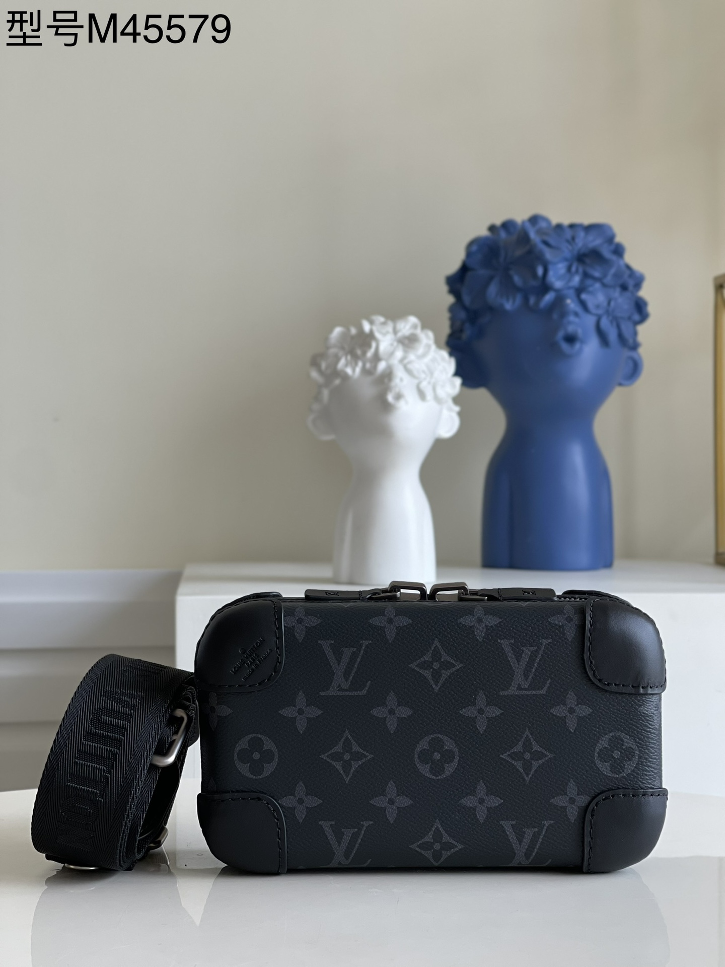 Louis Vuitton LV Horizon Clutch Handbags Clutches & Pouch Bags Monogram Canvas M45579