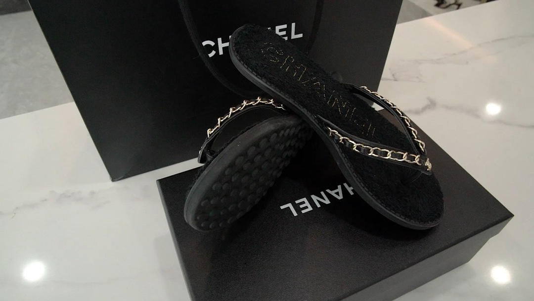 Chanel Shoes Flip Flops