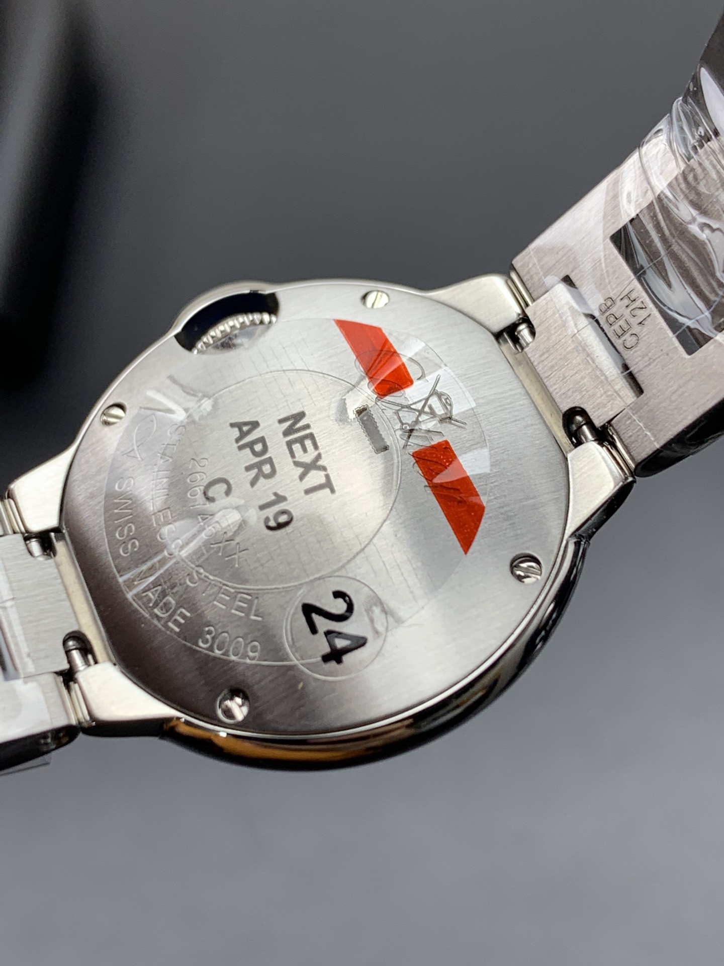 Cartier V6 28小气球