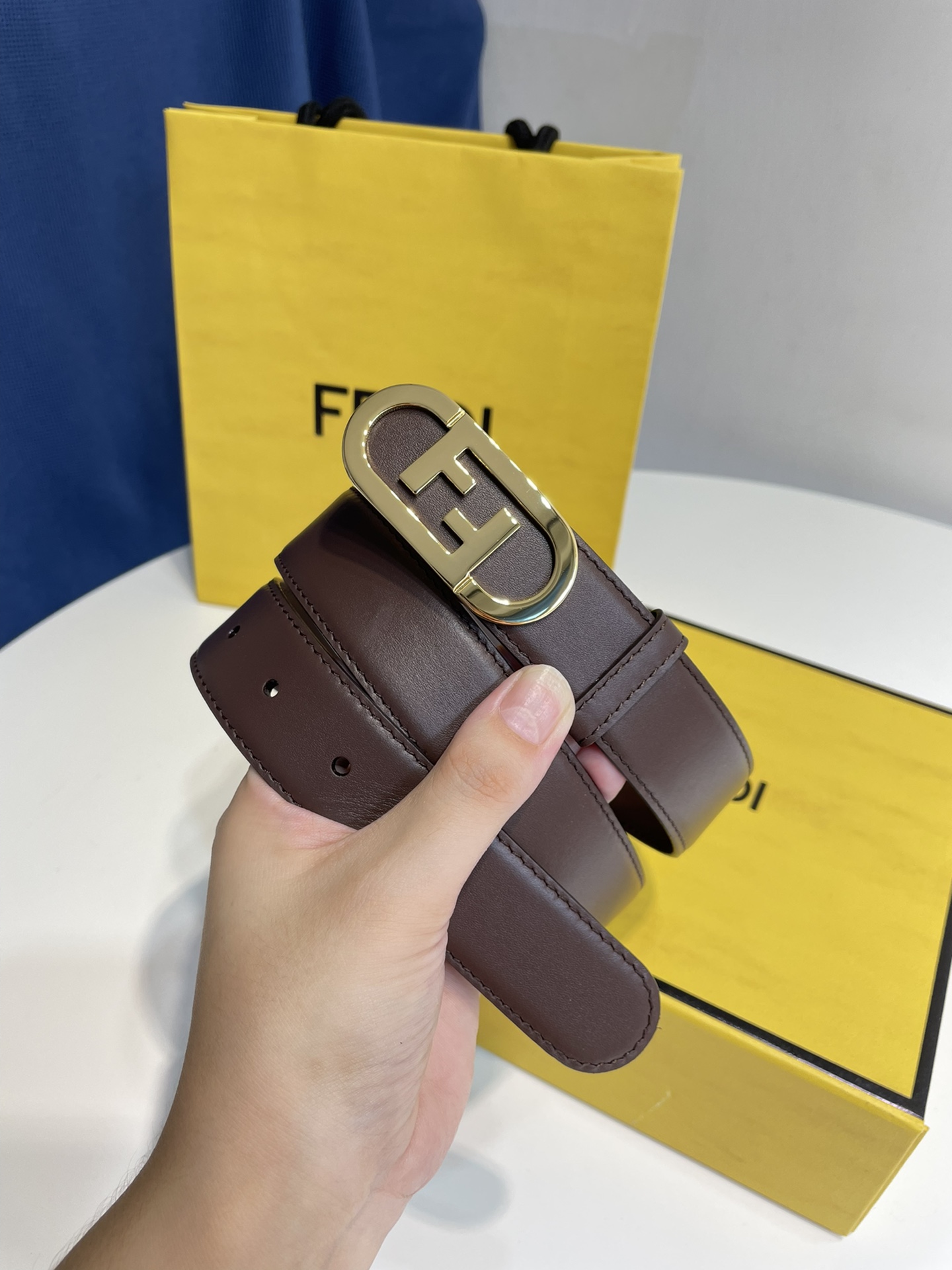 Fendi 五金做工精细 线条流畅 表面光滑 𝐙𝐏电镀工艺 香港通关【𝐇𝐀𝐀𝐒】 进口皮料