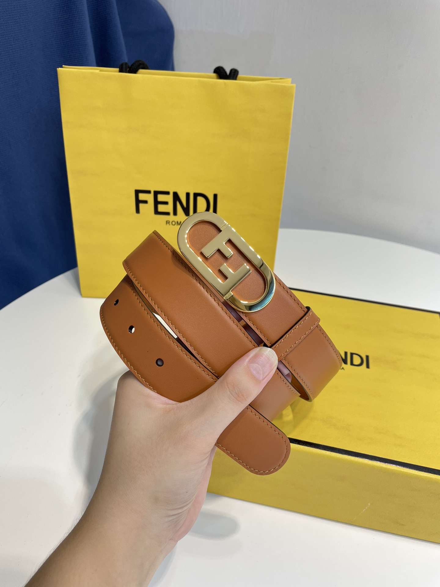 Fendi 五金做工精细 线条流畅 表面光滑 𝐙𝐏电镀工艺 香港通关【𝐇𝐀𝐀𝐒】 进口皮料