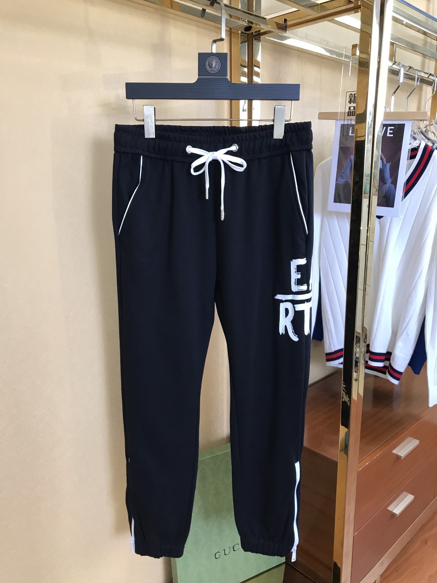 [Armani Women
