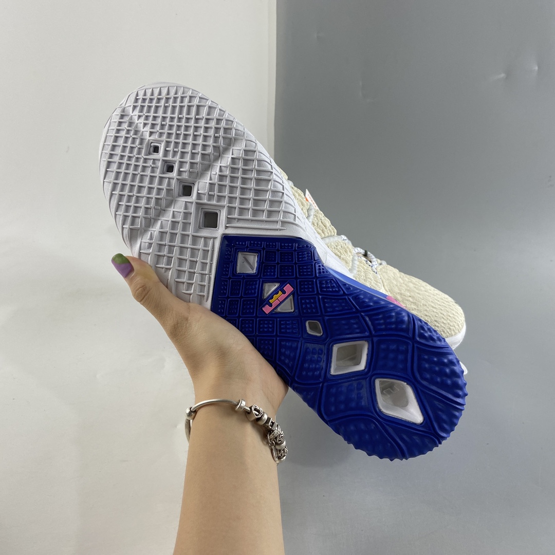 P320  灭世版 NIKE LeBron XVIII EP  ”Los Angeles” 詹姆斯18代签名鞋签名鞋 DB8148-200