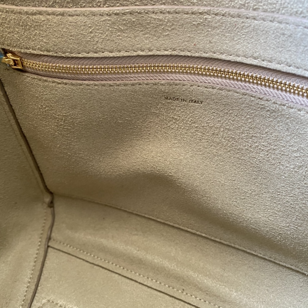 CELINE Sangle 桶包 - 編み込み帆布肩ベルト付きの実用的でスタイリッシュなバッグ