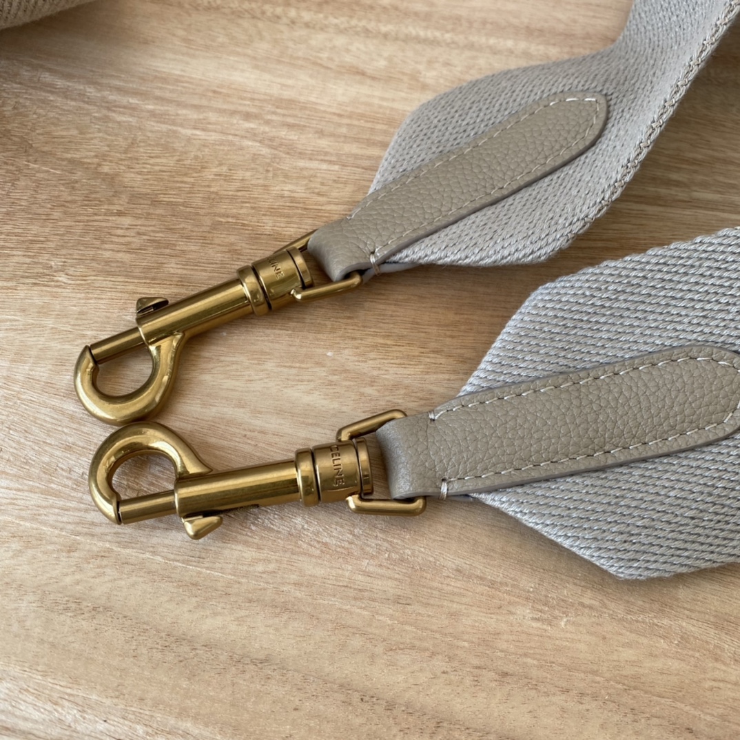 CELINE Sangle 桶包 - 編み込み帆布肩ベルト付きの実用的でスタイリッシュなバッグ