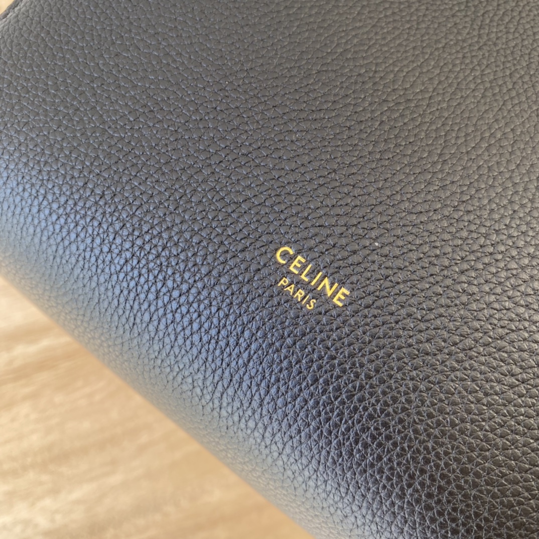 CELI_NE Sangle 水桶バッグ - 実用的でスタイリッシュな百搭アイテム