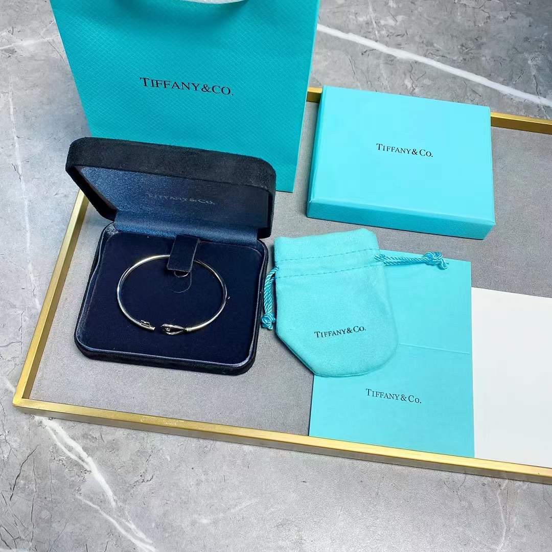 Tiffany & Co. Tiffany&Co. 桃心钥匙开口手镯