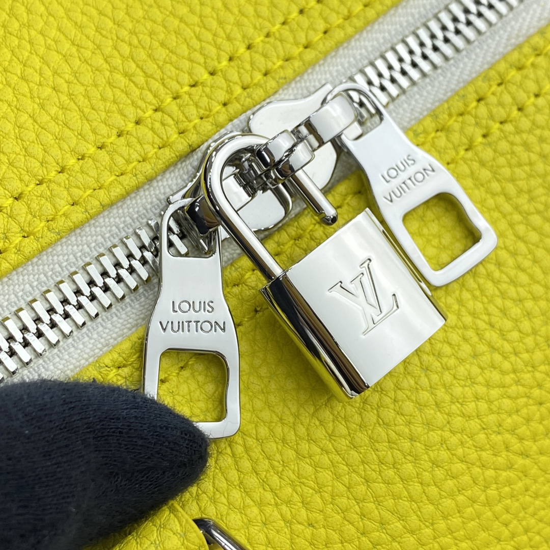 Louis Vuitton LV Keepall Travel Bags Yellow Fall/Winter Collection Everyday Chains M58748