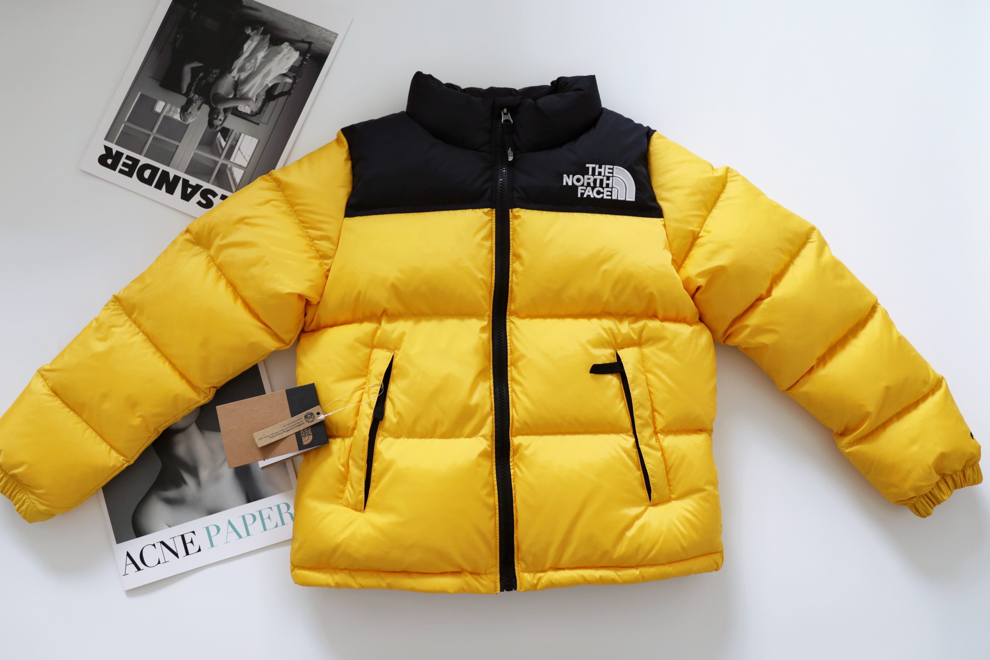 The North Face Manteaux & Blousons Veste En Duvet Vêtements Pour Enfants Blanc Jaune Broderie de fleurs Les enfants Fille Unisexe Duvet canard blanc