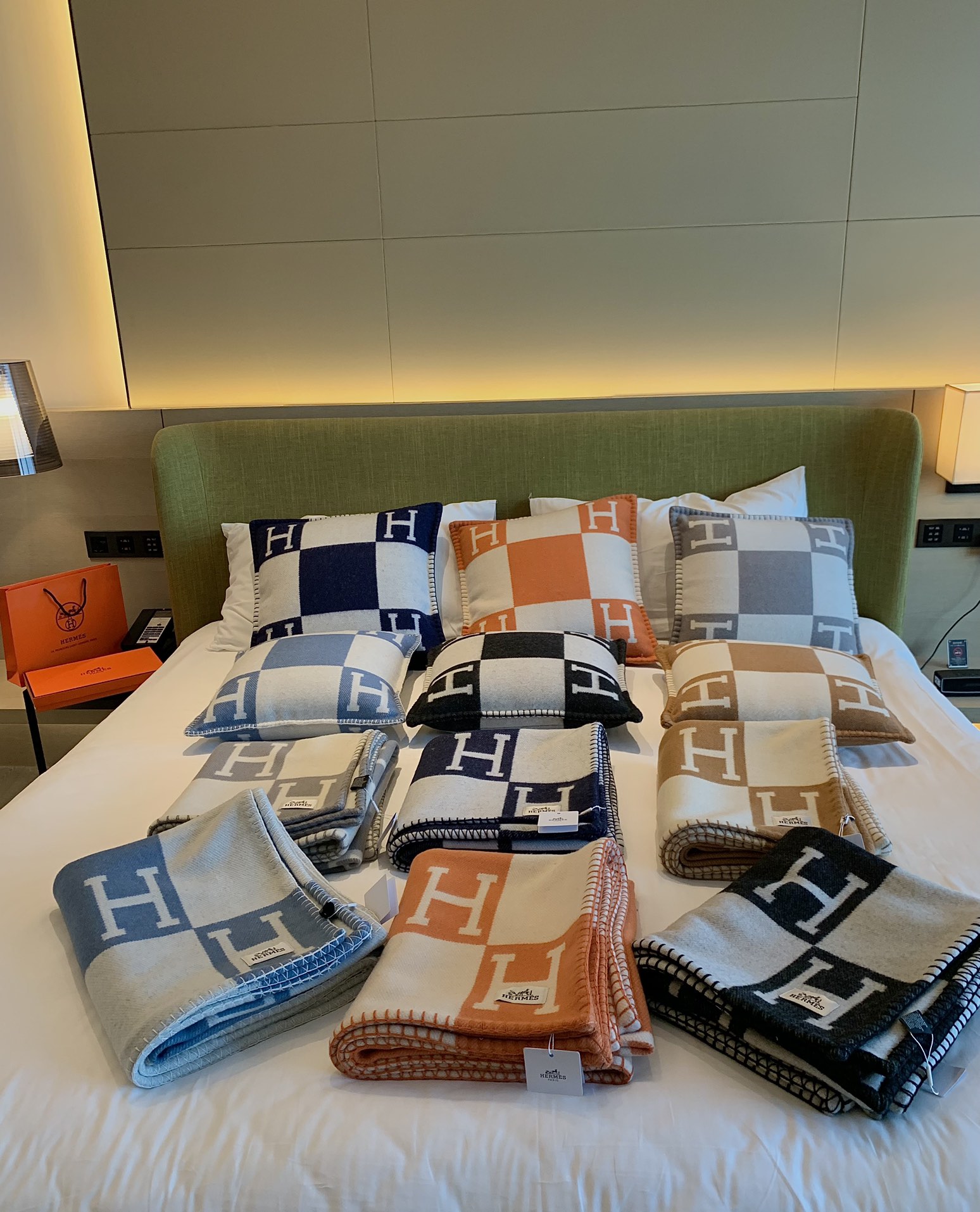 [Blanket Series]Real shot of H blanket classic color ordering color card
