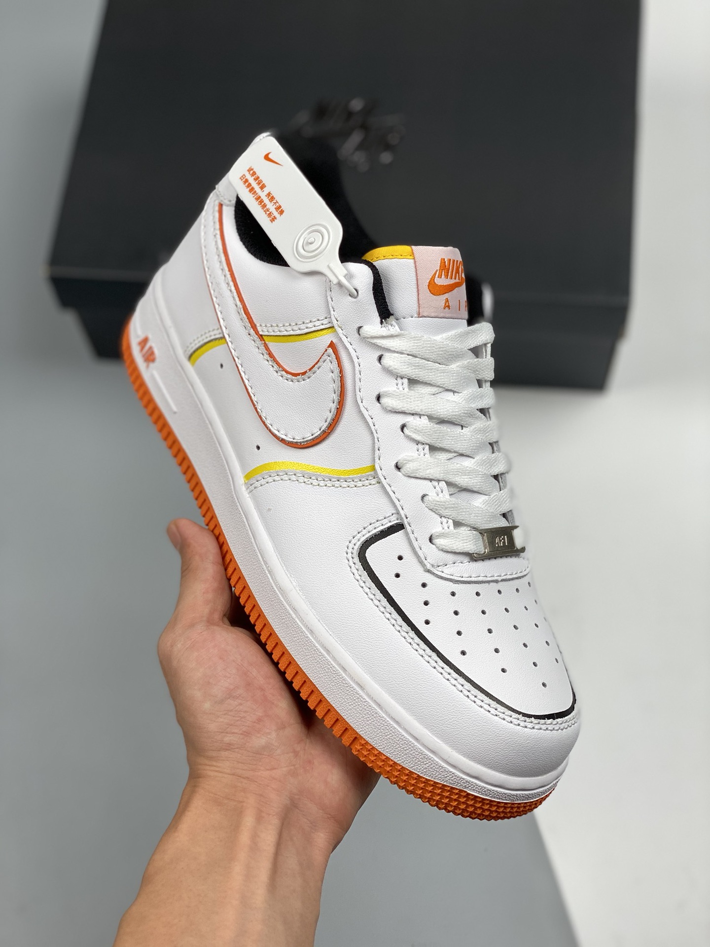 Nike Air Force 1 Low Halloween 空军一号低帮休闲板鞋 原厂皮料 原楦原纸板 纯正版型 高清洁度 内置全掌气垫 货号：CZ0270-105 Size：39 40 40.5 41 42 42.…