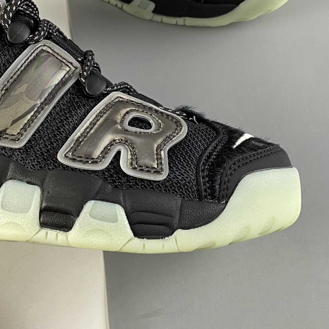 P260   NIKE Air More Uptempo 96 QS 皮蓬篮球鞋 DM6213-045