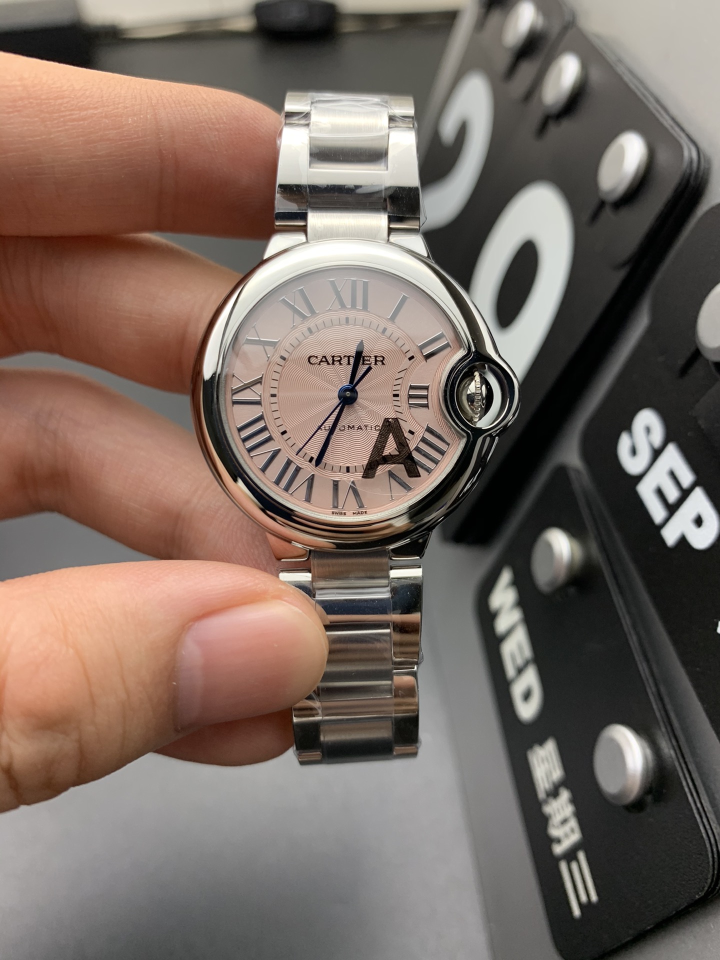 Cartier V6 33粉气球