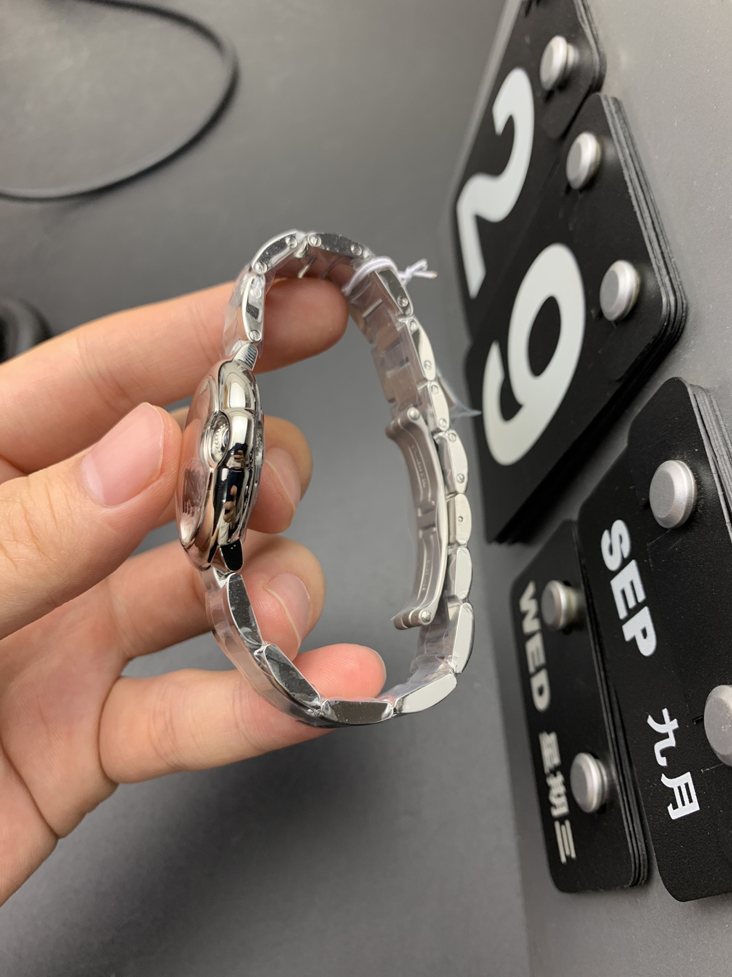 Cartier V6 33粉气球