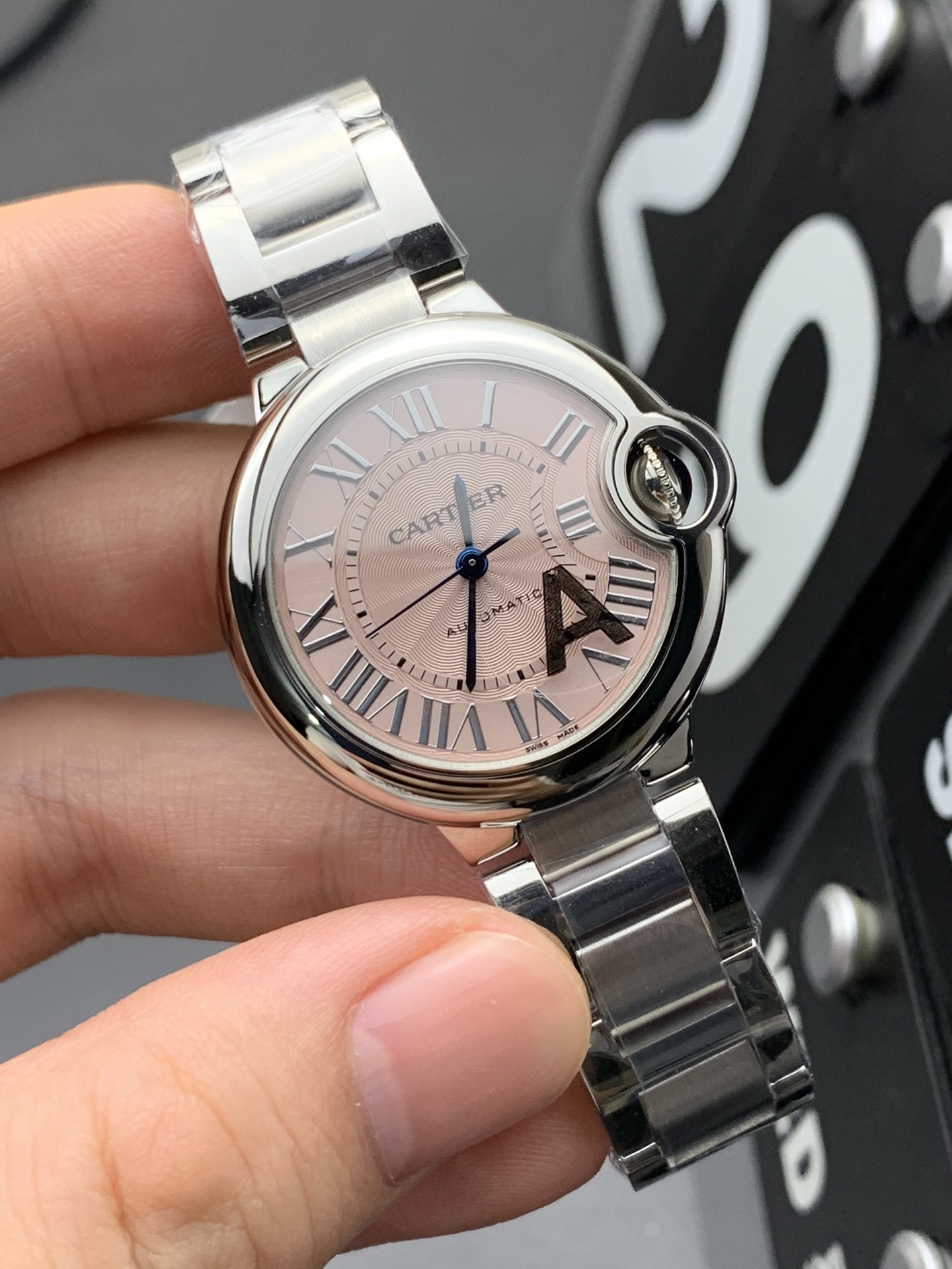 Cartier V6 33粉气球