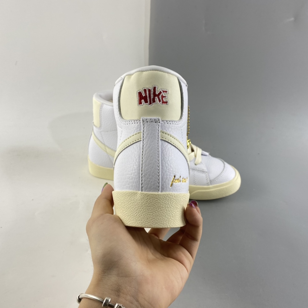 P180  NIKE Blazer Mid ’77 Vntg Emb 开拓者高帮休闲板鞋 CW6421-100