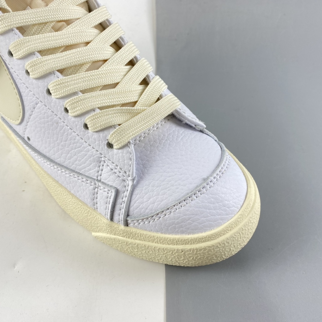 P180  NIKE Blazer Mid ’77 Vntg Emb 开拓者高帮休闲板鞋 CW6421-100