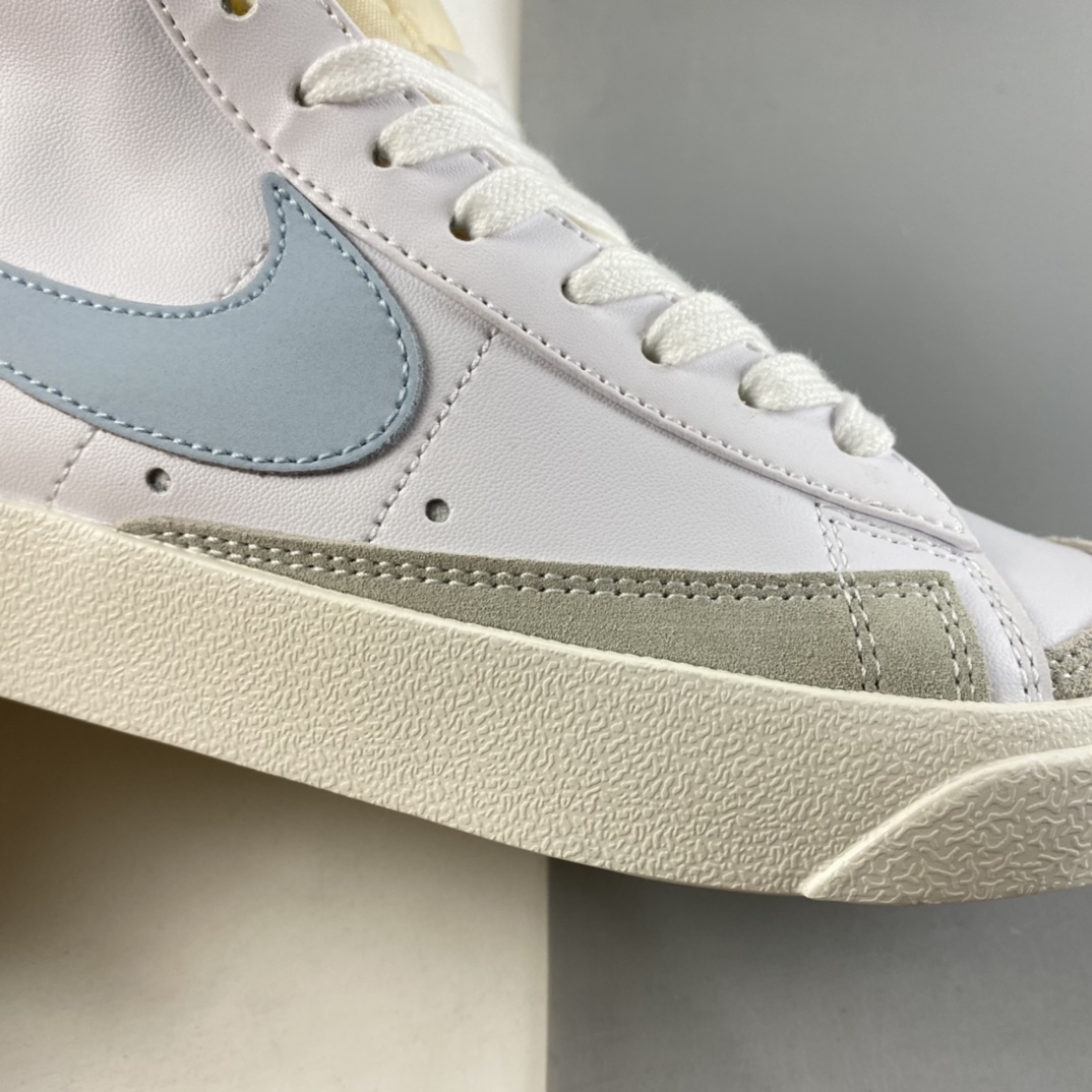 P180  NIKE Blazer Mid ’77 Vntg Emb 开拓者高帮休闲板鞋 CW6806-109