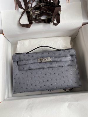Hermes Kelly Handbags Clutches & Pouch Bags Crossbody & Shoulder Bags Grey Silver Hardware Ostrich Leather Mini