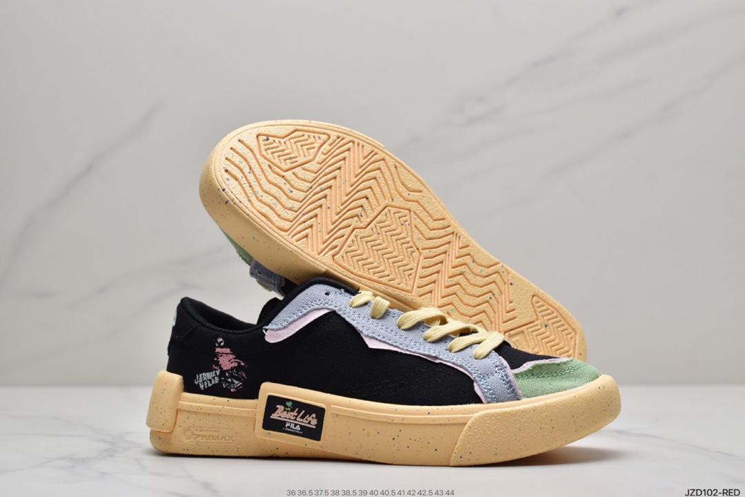 140  斐乐FILA FUSION x Jeremyville联名2021夏秋新款板鞋时尚帆布鞋T12W135104FBG