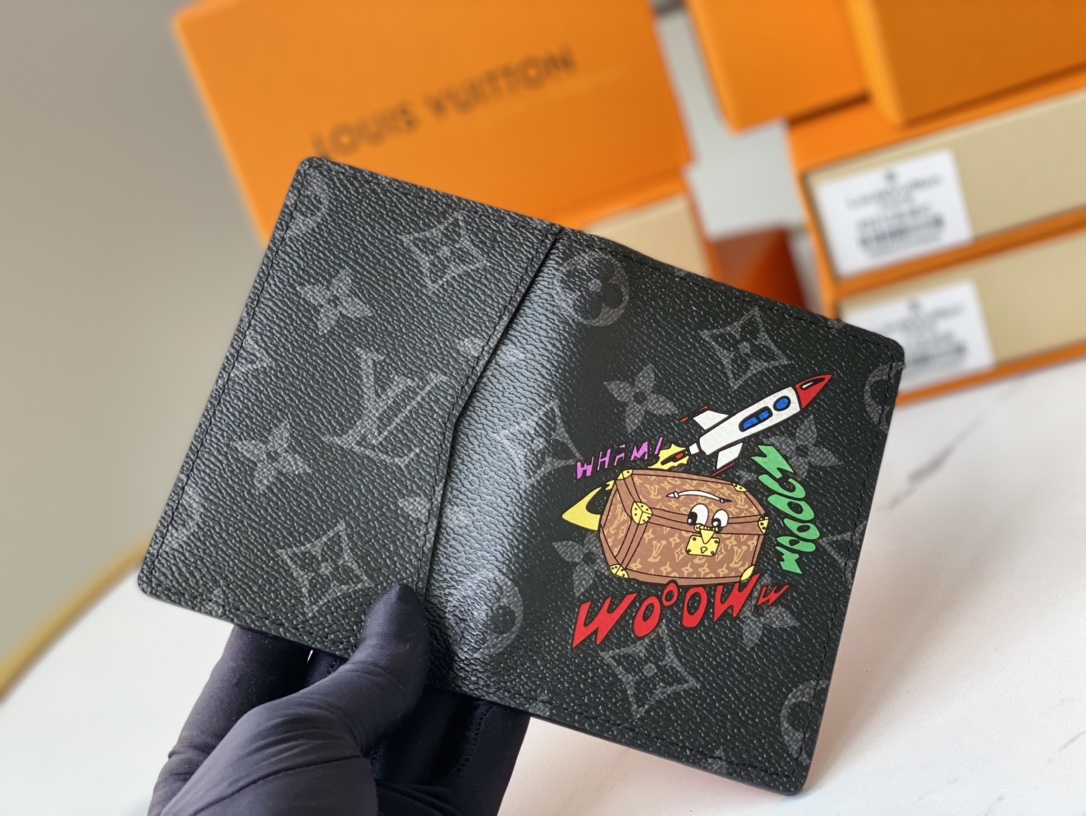 Genuine leather card holder - front view