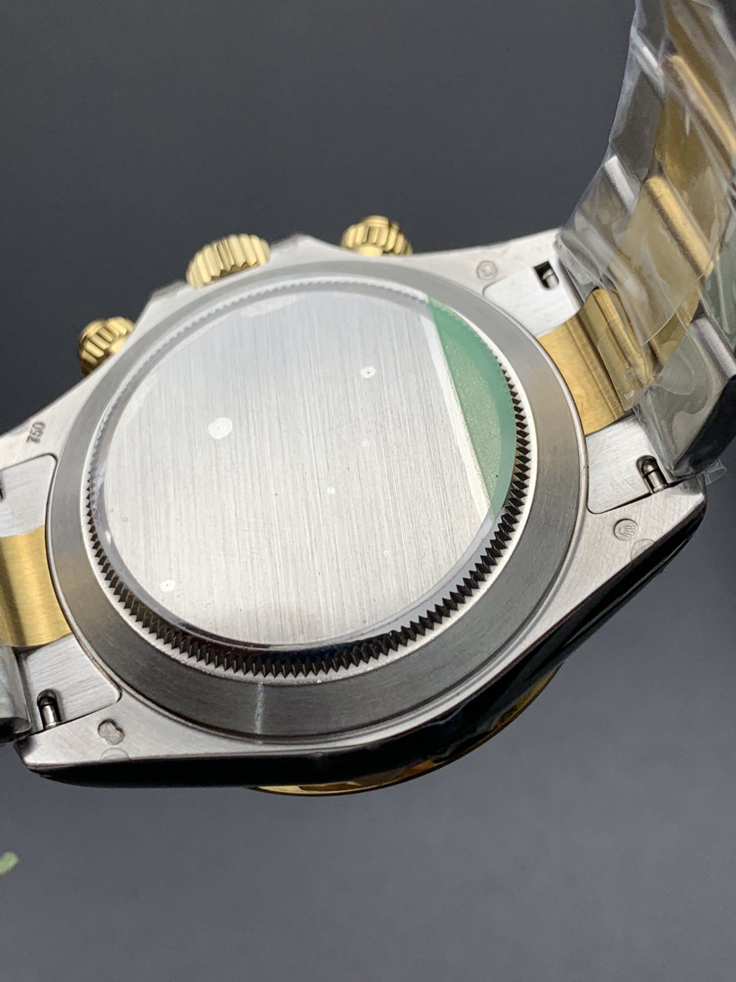 Rolex 13.2间金迪通拿