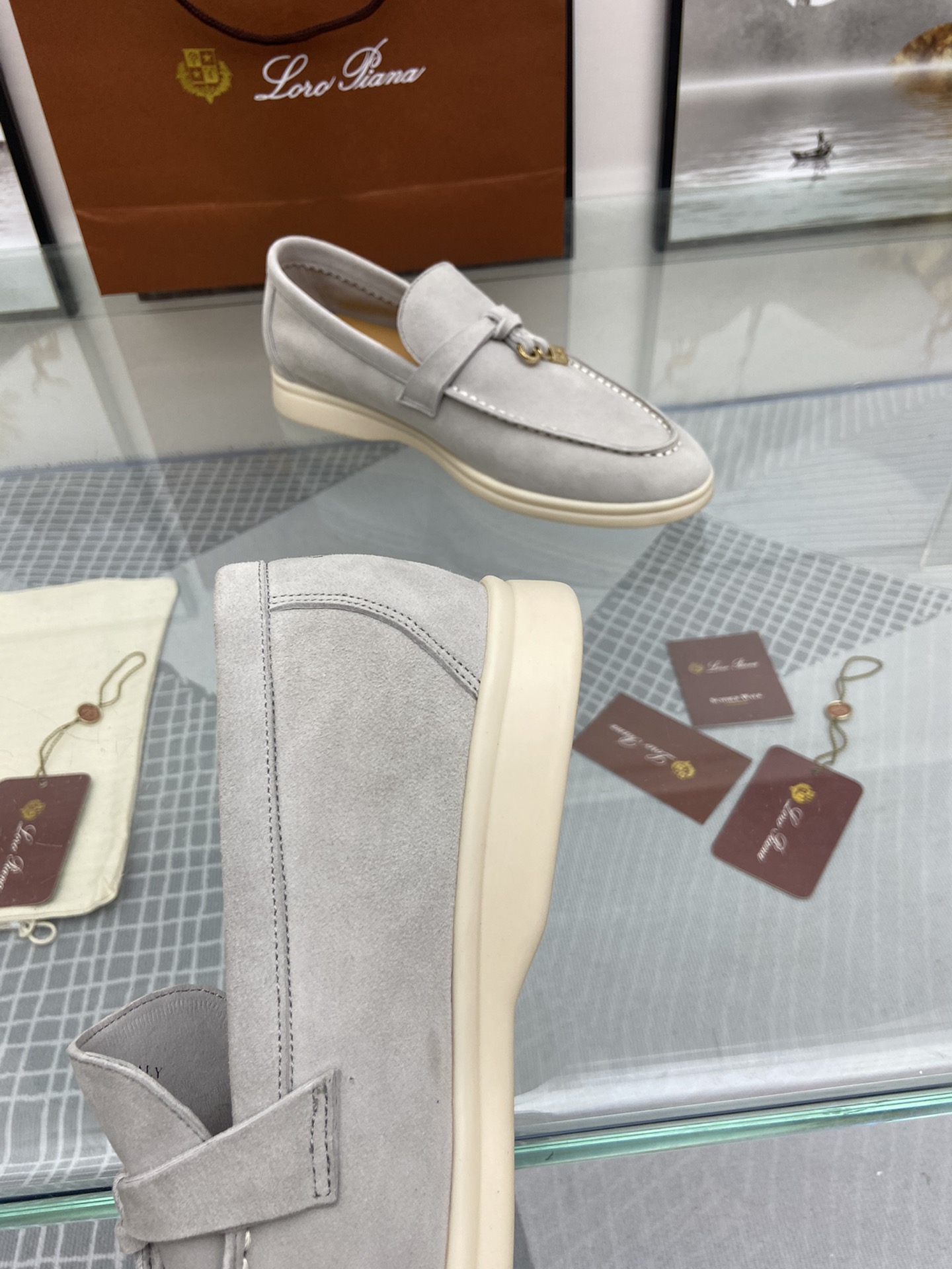 P251Loro Piana* marea marca cuatro estaciones modelos clásicos. Parte superior: oveja importada Jing