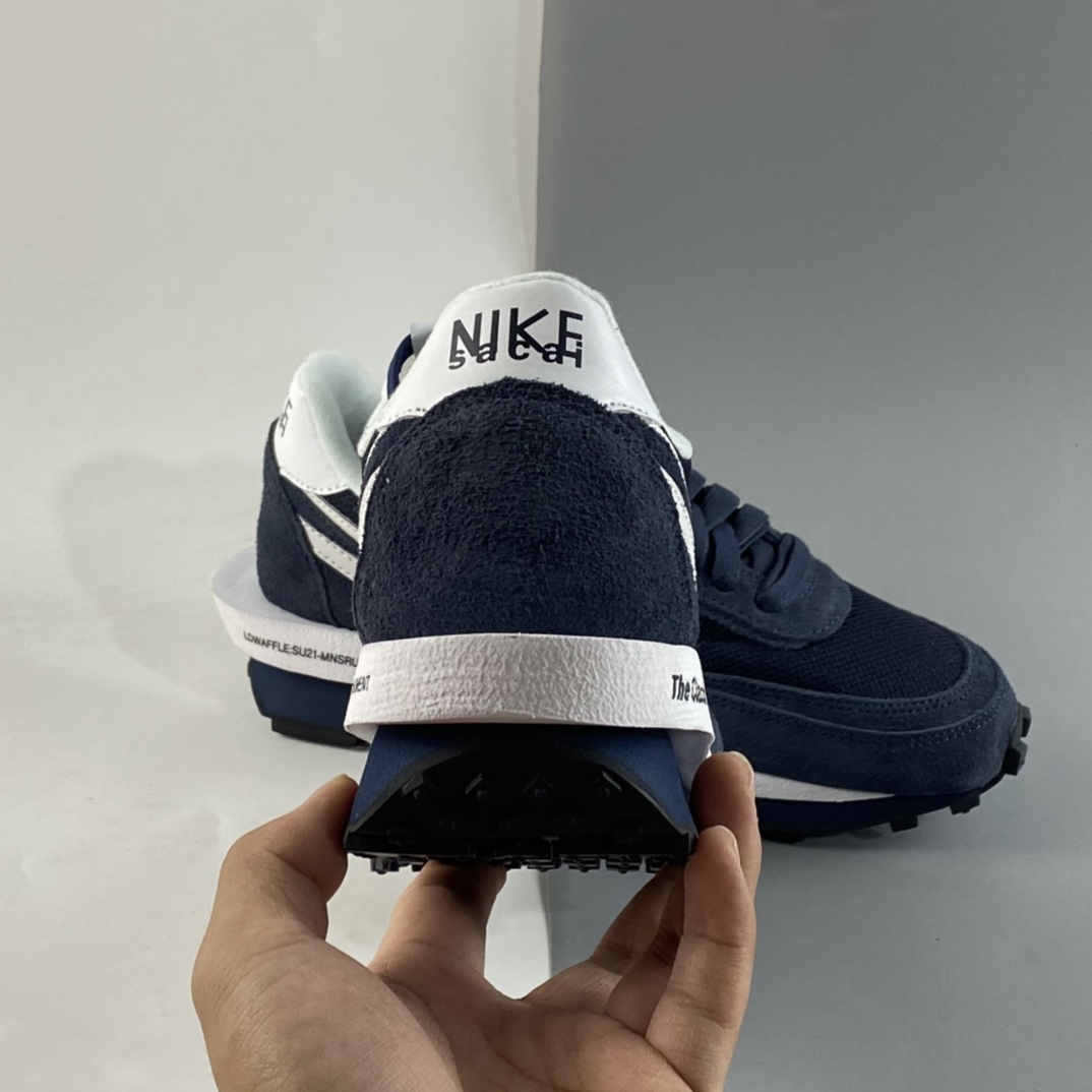 P200 Fragment Design x Sacai x NIKE LDWaffle 联名重叠慢跑鞋 DH2684-400