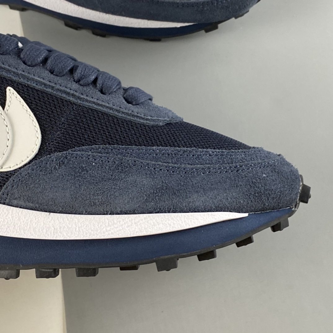 P200 Fragment Design x Sacai x NIKE LDWaffle 联名重叠慢跑鞋 DH2684-400