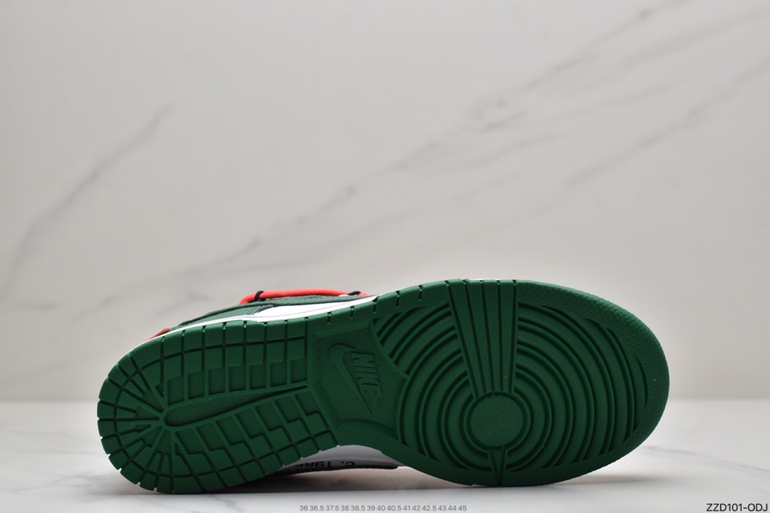 250 OFF-WHITE x Futura x Nike Dunk Low 三方联名 货号 CT0856-100