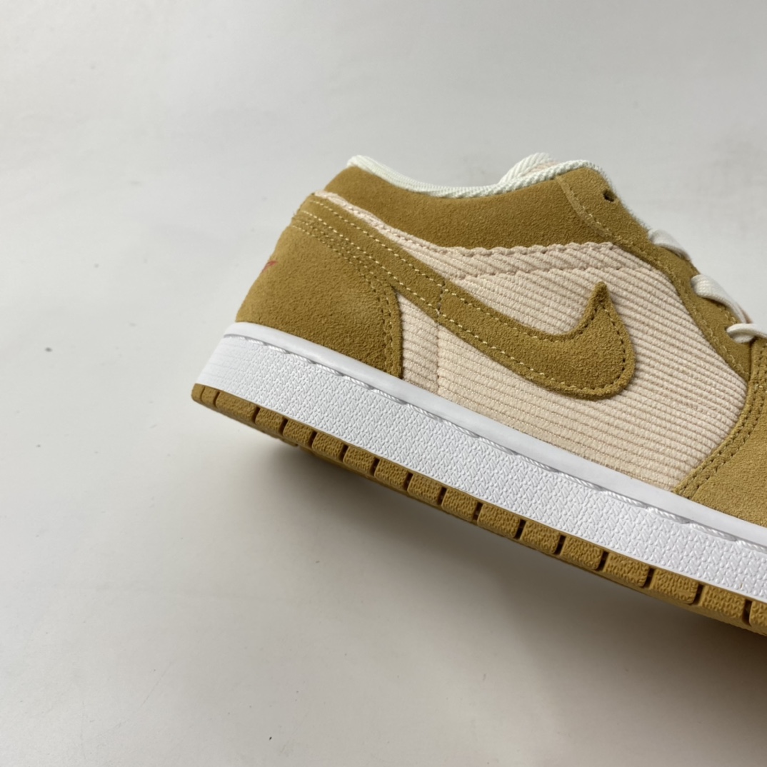 P240   Air Jordan 1 Low AJ1低帮时尚休闲板鞋 DH7820-700