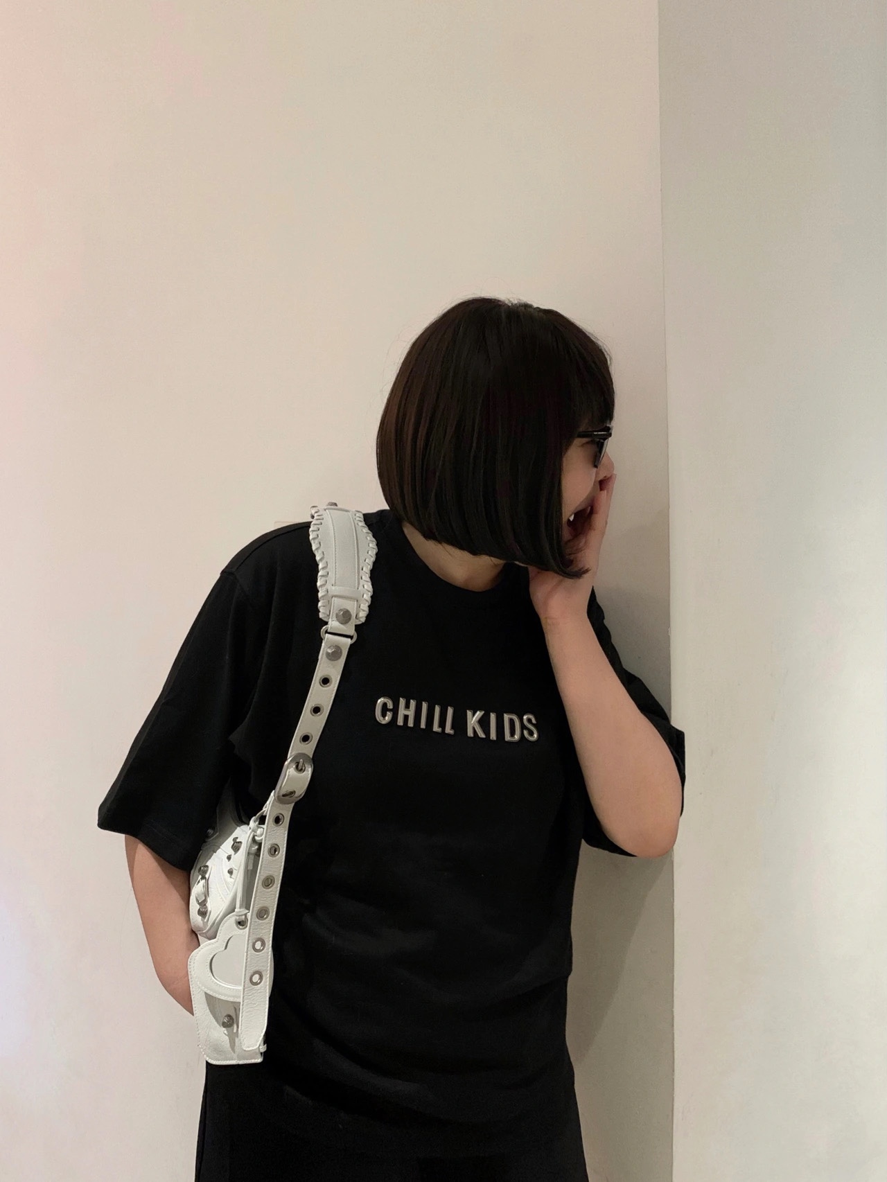 Balenciaga Le Cagole 26CM 抓皱牛皮月牙包 671309奶白色