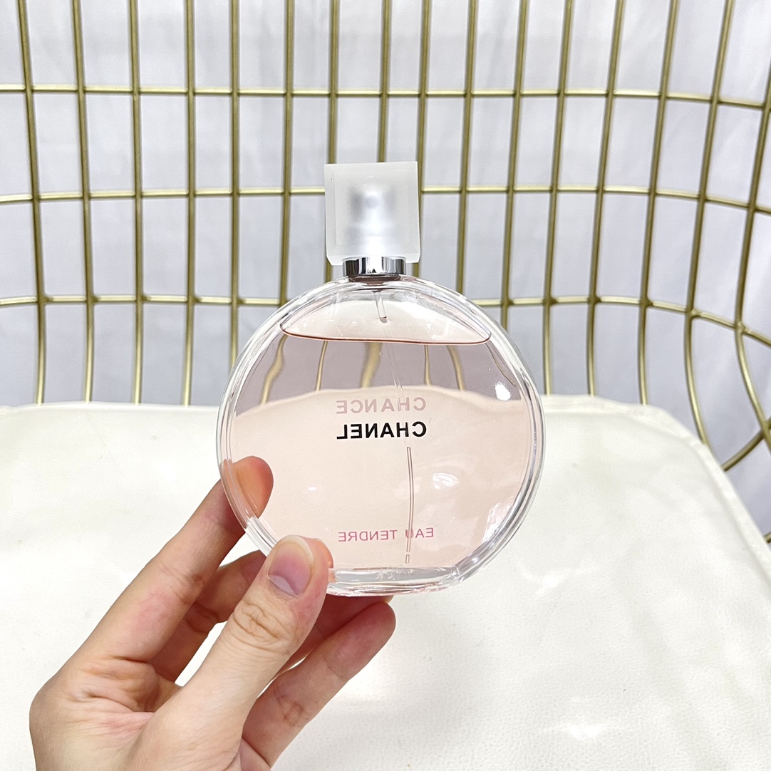 Chance Chanel Eau Tendre 3.4 oz Eau de Toilette Spray for Women 4 i1633147421 455 3