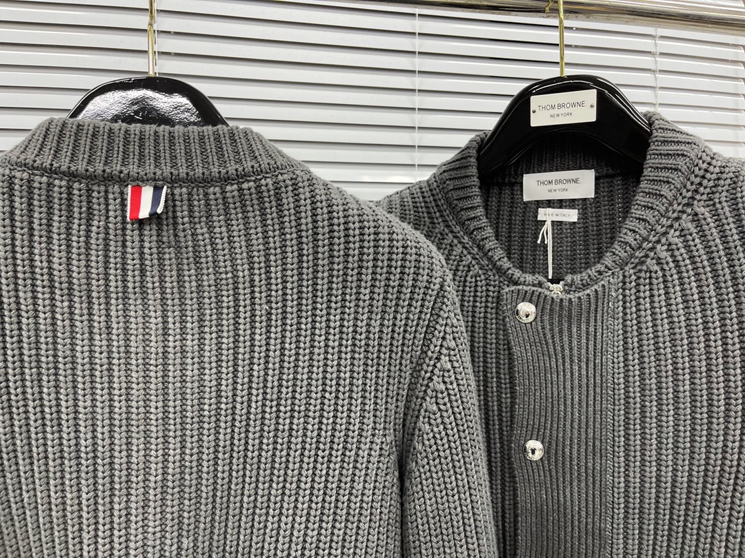 톰브라운 남성 가디건 143048 Thom Browne Cardigan 상세 이미지 5