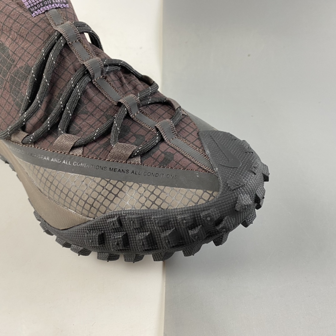 P240  NIKE ACG Mountain Fly Low“Fossil Stone” 跑步鞋 DC9045-200