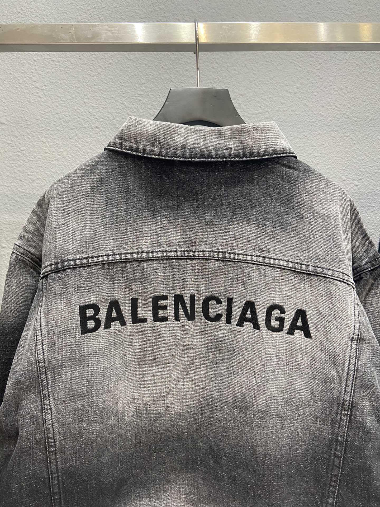BALENCIAGA Balenciaga Oversized Zipped Logo Jacket in Black Cotton  Black  Womens Jacket  YOOX