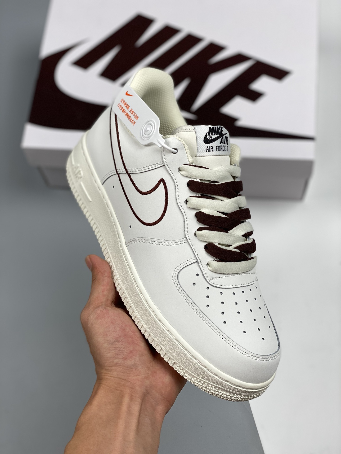 Nike Air Force 1 Low "07 beige/marrón con swoosh bordado", zapatillas casuales de caña baja Air Force 1, cuero de fábri…