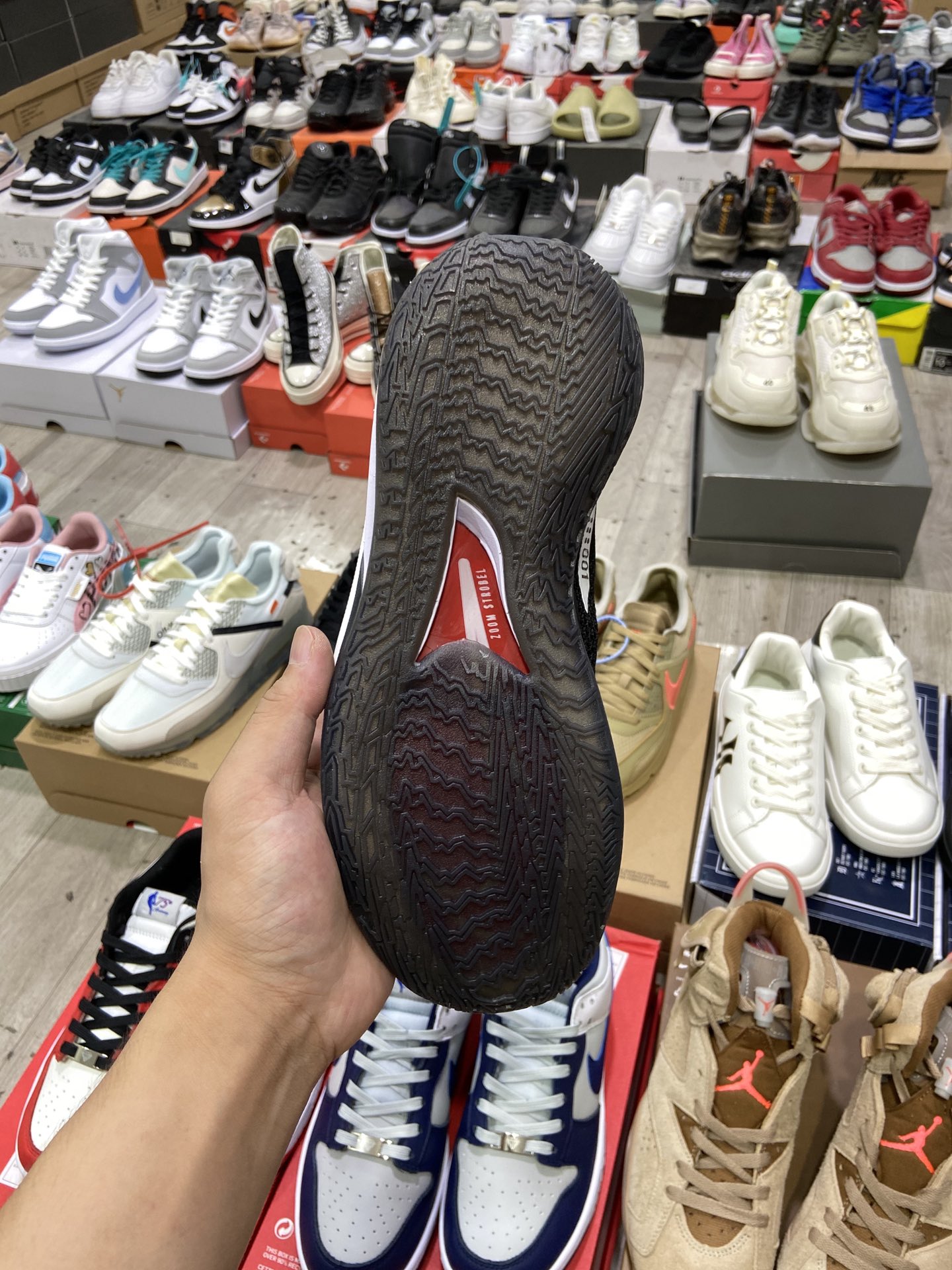 240 耐克Nike Air Zoom G.T.Cut大展身手的篮球运动员打造CZ0176-002