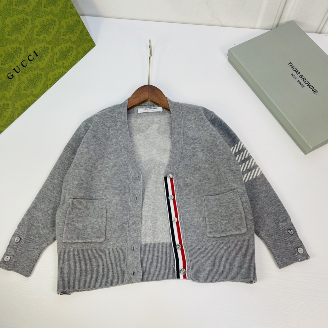 Cozy Home with Classic TB Style: THO* BROWNE SM RONNEY Fashion Collection Summary - 图片 3