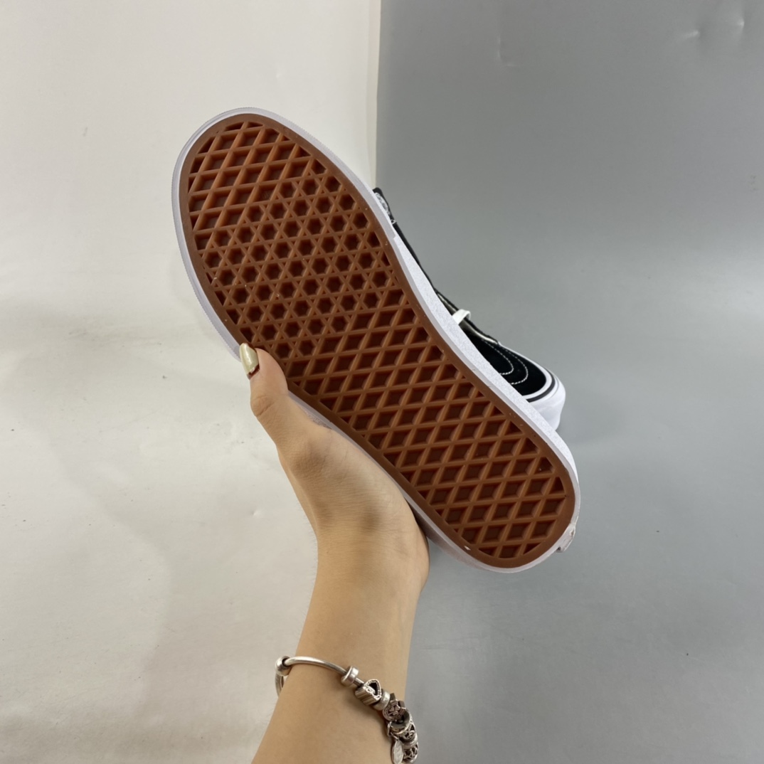 P160  Vans SK8-Hi 蝴蝶图案绘制 VN0A5HXVUCO