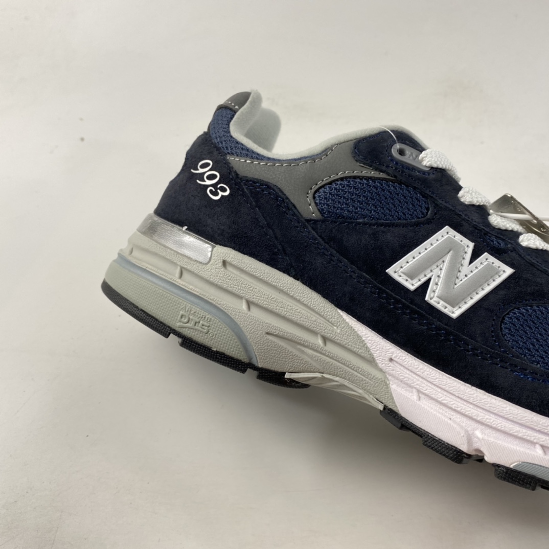 P200  New Balance NB Made In USA M993系列跑步鞋 MR993NV