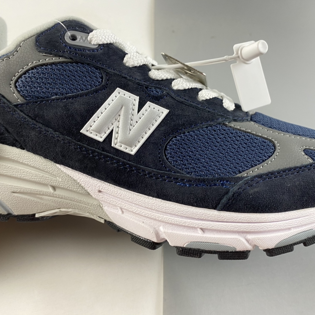 P200  New Balance NB Made In USA M993系列跑步鞋 MR993NV