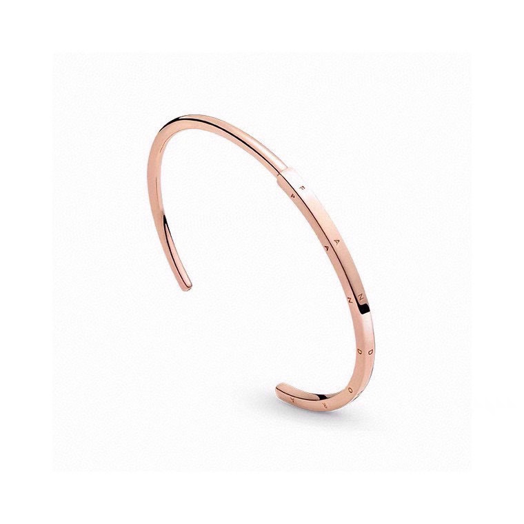 NO:103565,New popular Pandora Shine's new classic series I-D open-mouth bracelet, super beautiful, you must enter three colors together!  The stacking is perfect, Pandora brings you a different romantic experience 16.17.5.20, Pandora bracelet Pandora finished bracelet, bracelet19860909新款爆款 潘多 拉Shine新经典系列I-D开口手镯,超级美 一定要三色一起入哦！叠戴才完美,潘多 拉带给你不一样的浪漫体验16.17.5.20,潘多拉手链潘多拉成品手镯,bracelet,bracelet,Jewelry